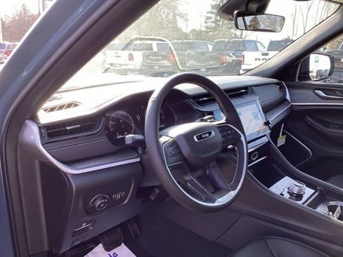 New 2026 Jeep Grand Cherokee L Limited image 30