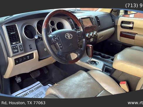 Used 2013 Toyota Sequoia Platinum image 24