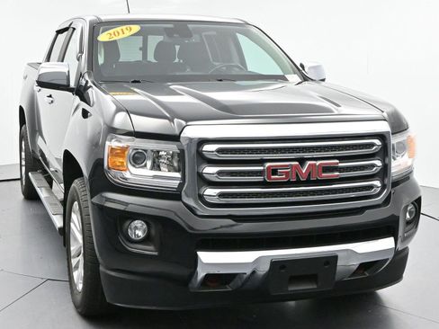 Used 2019 GMC Canyon SLT w/ Driver Alert Package AWD/4WD image 2