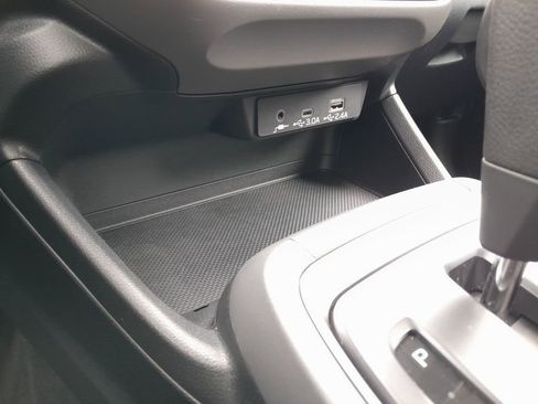 Certified 2024 Subaru Crosstrek 2.0i Premium image 25