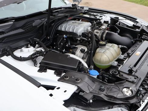 Used 2021 Ford Mustang Shelby GT500 w/ Technology Package RWD image 34