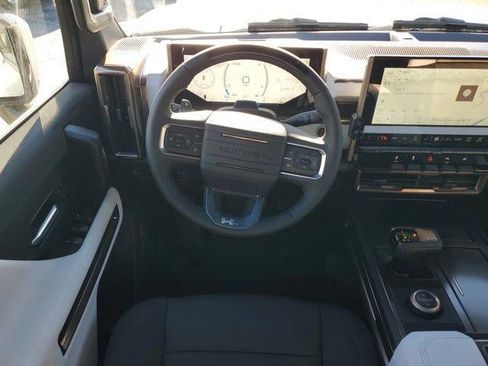 New 2025 GMC Hummer EV 2X image 17
