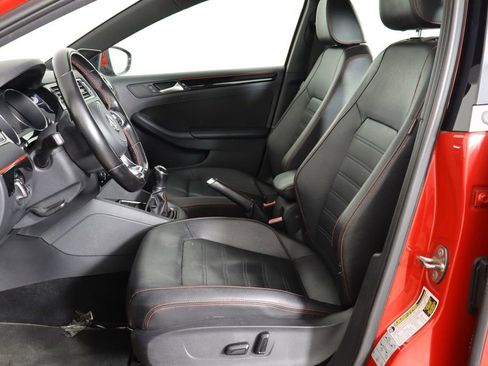 Used 2017 Volkswagen Jetta GLI FWD image 14