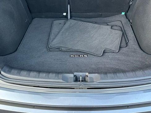 Used 2023 Nissan Kicks SV FWD image 17