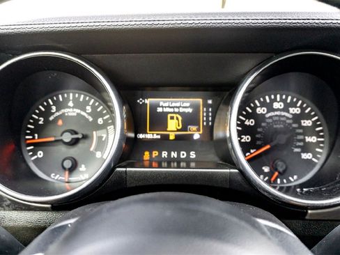 Used 2023 Ford Mustang Convertible image 21