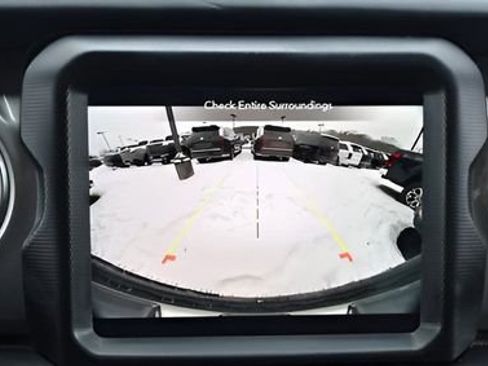 Used 2022 Jeep Wrangler Unlimited Sahara w/ Cold Weather Group image 25