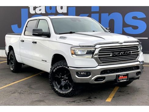 Used 2023 RAM 1500 Laramie AWD/4WD image 2