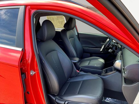 Certified 2024 Hyundai Kona Limited AWD/4WD image 29