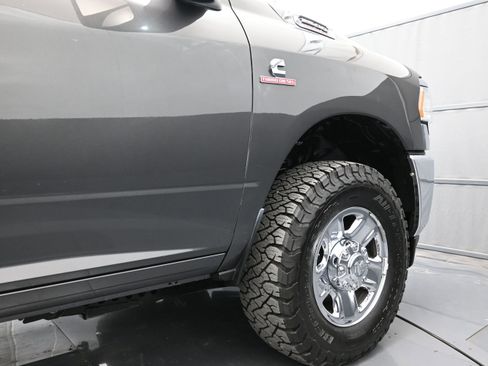 Used 2024 RAM 2500 Tradesman w/ Chrome Appearance Group AWD/4WD image 47