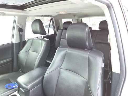 Used 2015 Toyota 4Runner Limited image 25