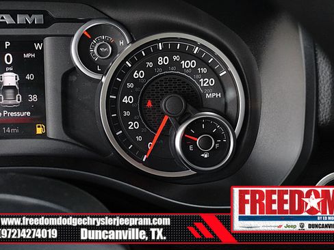 New 2025 RAM 1500 Tradesman image 32