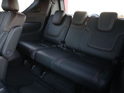 New 2026 Nissan Armada SL w/ Captain's Chari Seat Package image 42