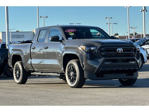 New 2026 Toyota Tacoma SR5 RWD image 2