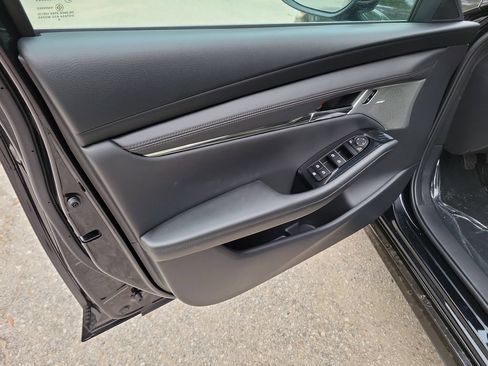 New 2026 MAZDA MAZDA3 2.5 S Hatchback w/ Premium Pkg FWD image 19