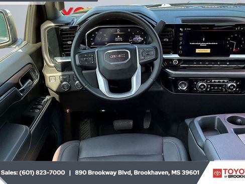 Used 2024 GMC Sierra 1500 SLT AWD/4WD image 5
