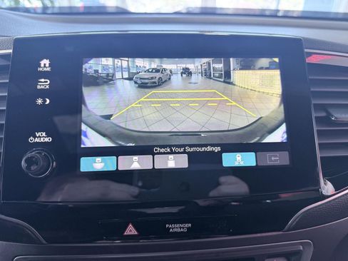 Used 2023 Honda Passport EX-L image 25