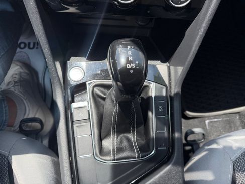 Certified 2023 Volkswagen Taos S FWD image 20