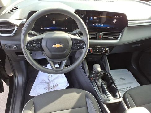 Certified 2025 Chevrolet TrailBlazer LT AWD/4WD image 14