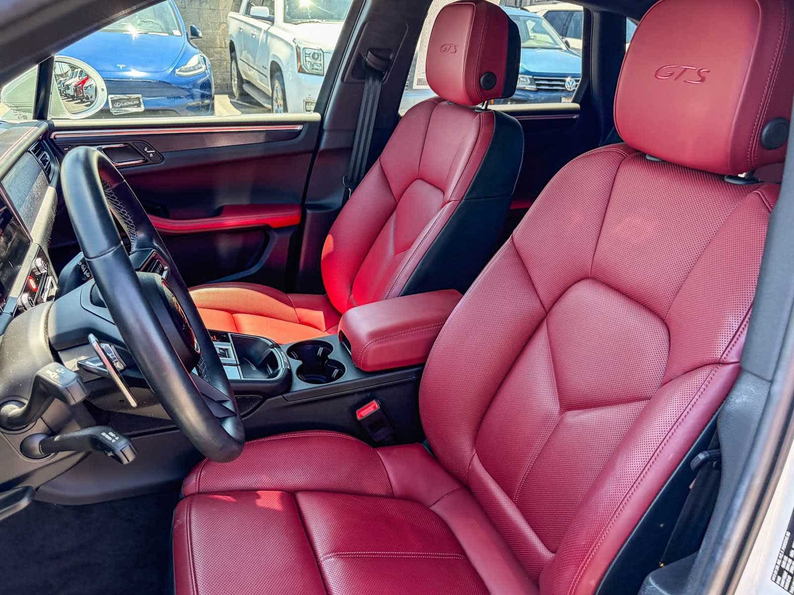 Used 2023 Porsche Macan GTS AWD/4WD image 16