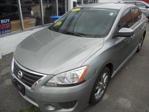 Used 2013 Nissan Sentra SR w/ Driver Pkg image 1