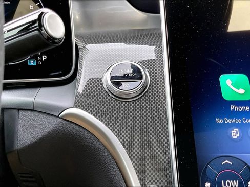 New 2026 Mercedes-Benz GLC 300 image 12