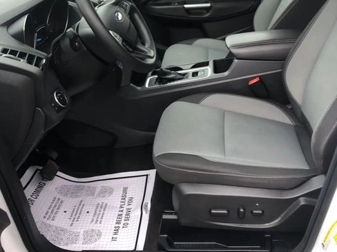 Used 2018 Ford Escape SE AWD/4WD image 10