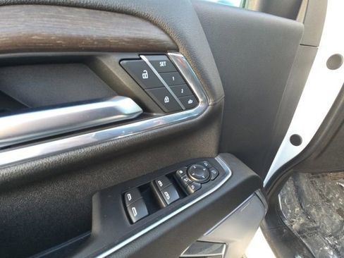 Used 2024 Chevrolet Silverado 3500 High Country image 22