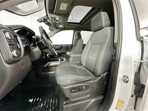 Used 2020 GMC Sierra 1500 Elevation w/ Elevation Value Package image 4