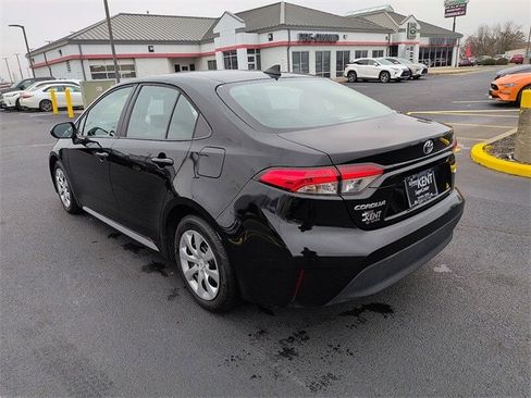 Certified 2024 Toyota Corolla LE image 5