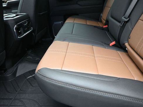 New 2026 Chevrolet Silverado 1500 High Country image 16