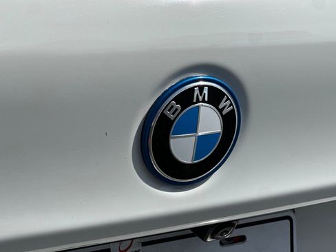 Certified 2023 BMW 530e w/ Convenience Package image 38