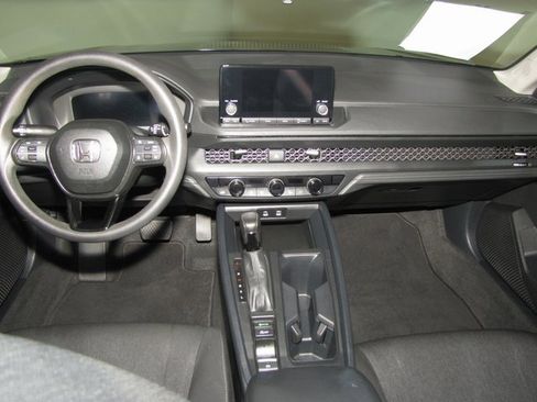 Certified 2023 Honda Accord EX image 14