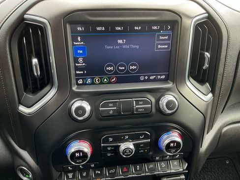 Used 2022 GMC Sierra 2500 AT4 w/ AT4 Premium Plus Package image 20