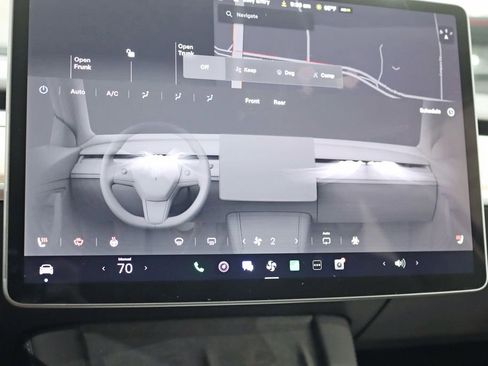 Used 2023 Tesla Model Y Long Range image 17