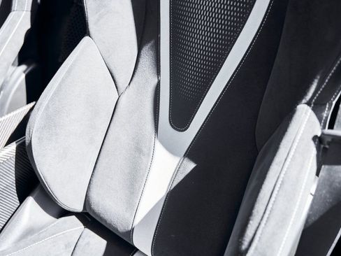 Used 2021 McLaren 765LT image 44