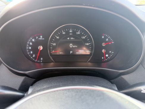 Used 2019 Kia Sorento SX FWD image 11