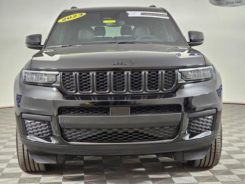 Used 2023 Jeep Grand Cherokee L Laredo AWD/4WD image 35