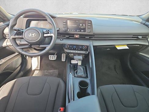 New 2026 Hyundai Elantra Sport FWD image 15