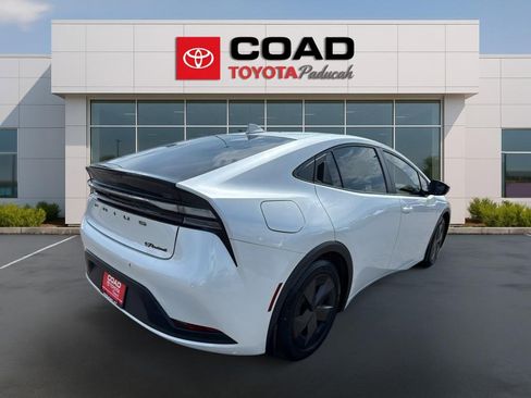 Used 2024 Toyota Prius Prime FWD image 5