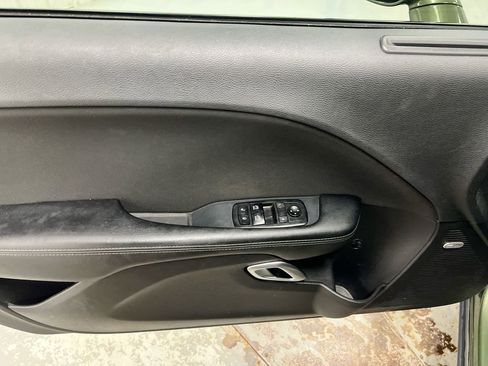 Used 2019 Dodge Challenger R/T RWD image 21
