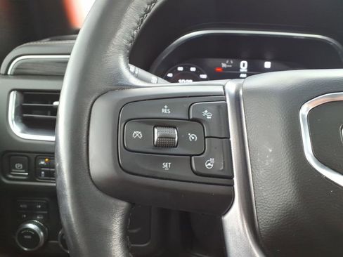 Used 2022 GMC Yukon SLT w/ SLT Premium Package AWD/4WD image 17