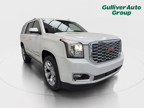 Used 2020 GMC Yukon Denali w/ Denali Premium Package RWD image 13