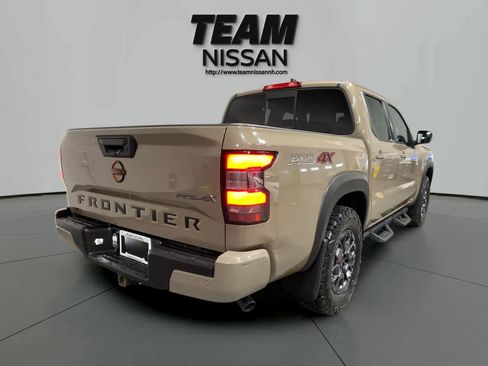 Used 2022 Nissan Frontier PRO-4X w/ Pro-4X Premium Package image 7