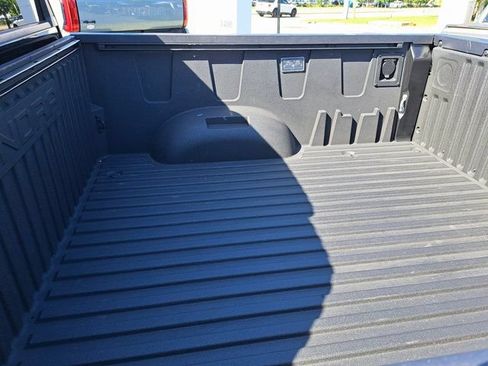 Used 2024 Toyota Tundra Limited AWD/4WD image 30