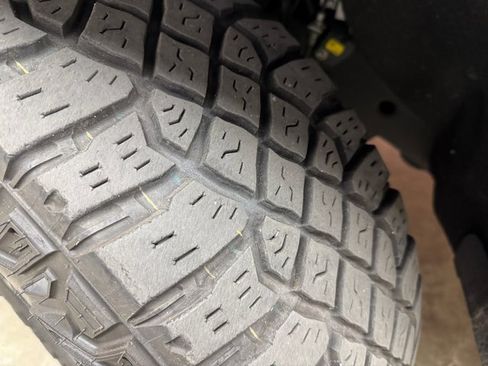 Used 2023 Chevrolet Silverado 1500 ZR2 w/ LPO, Dark Essentials Package image 28