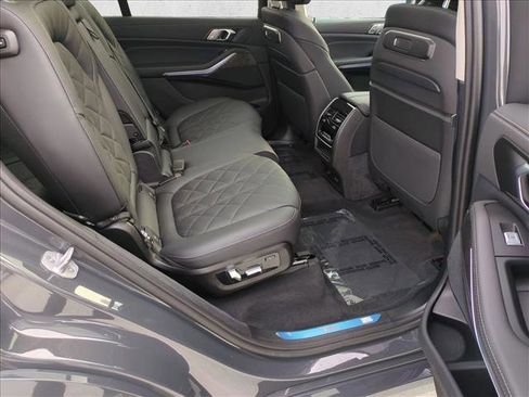 Certified 2026 BMW X7 xDrive40i AWD/4WD image 25
