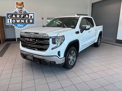 Used 2026 GMC Sierra 1500 SLT AWD/4WD image 3