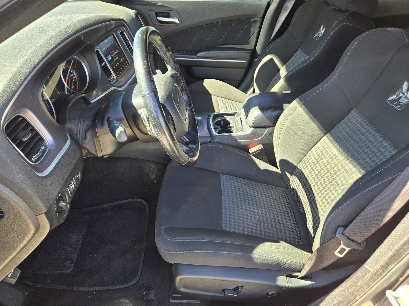 Used 2021 Dodge Charger Scat Pack w/ Navigation & Travel Group RWD image 7
