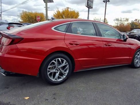 Used 2020 Hyundai Sonata SEL w/ Convenience + Sunroof Package image 2