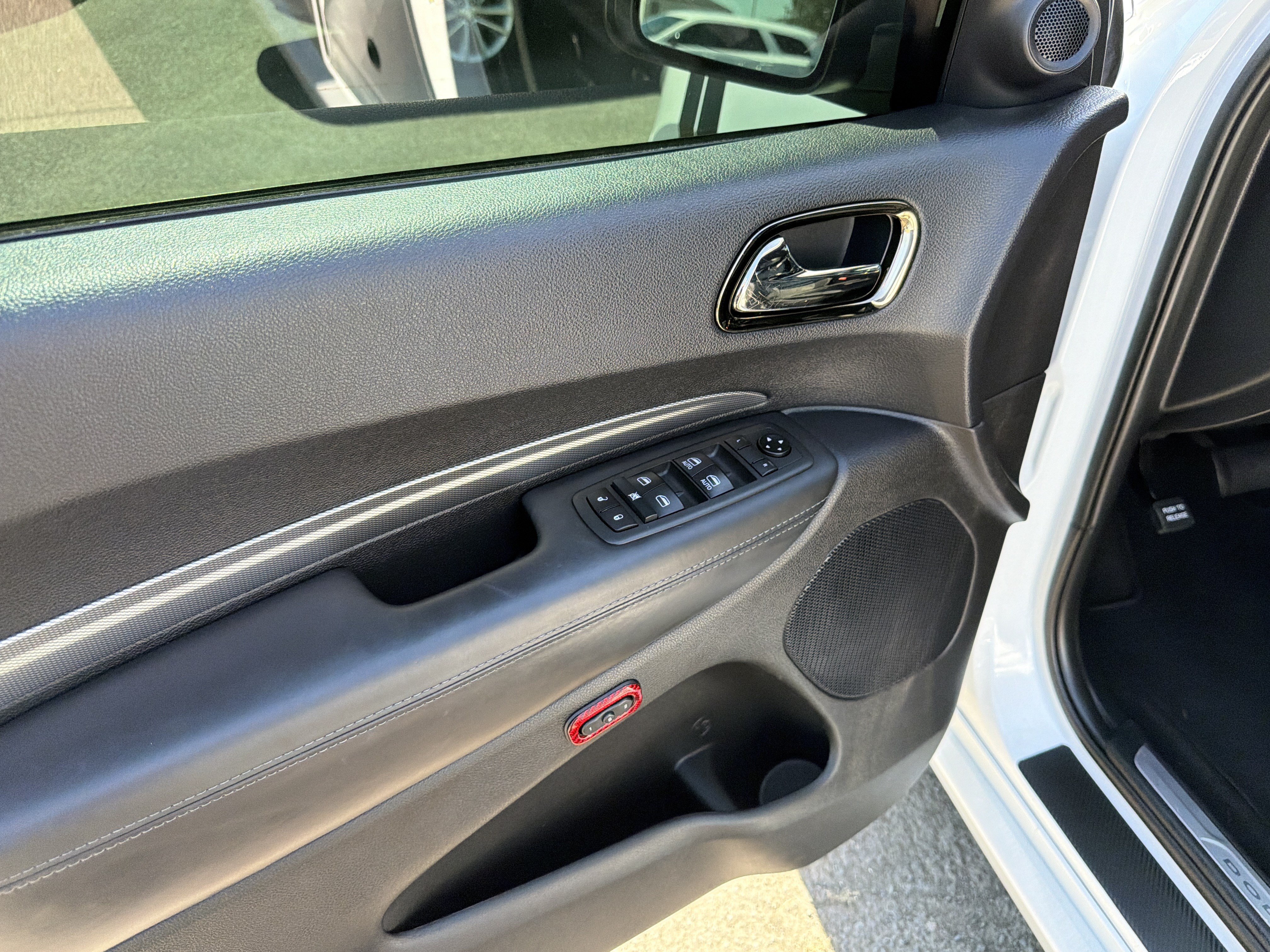 Used 2020 Dodge Durango R/T w/ Blacktop Package AWD/4WD image 15